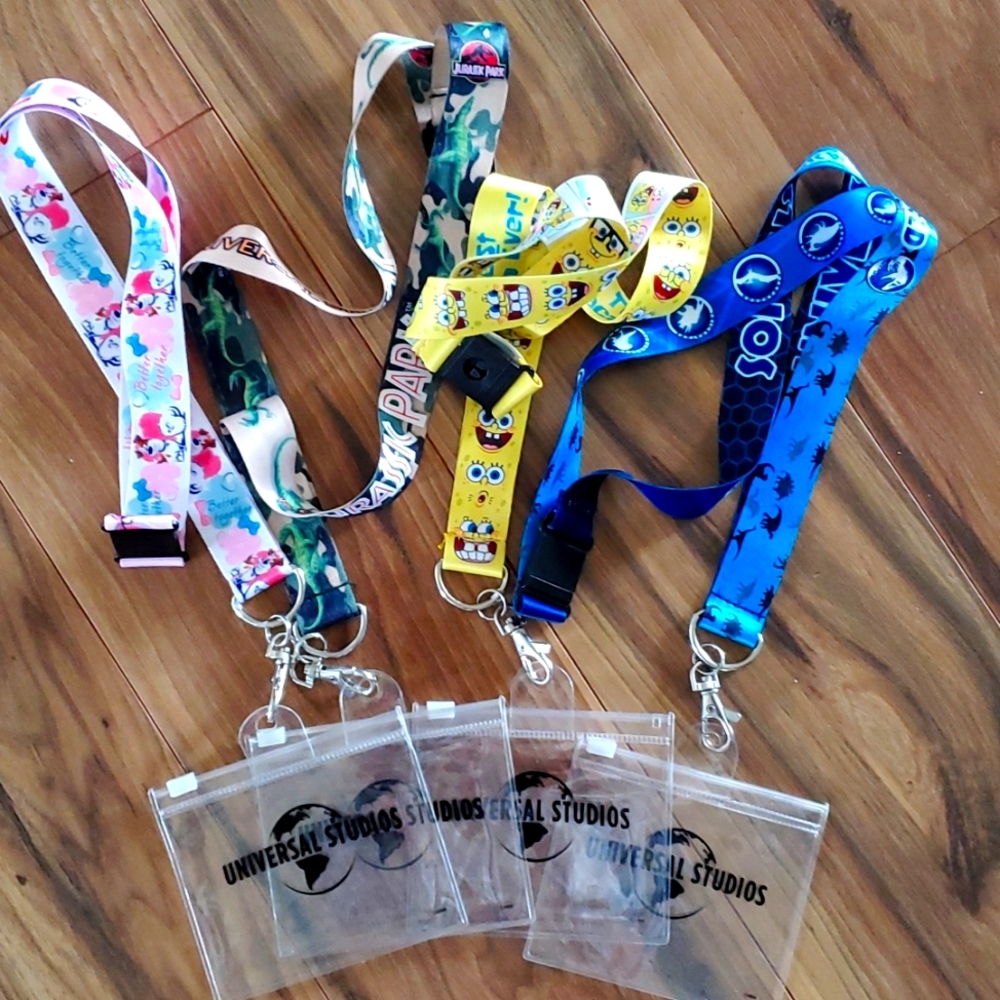 Universal studio name tag 4pc
